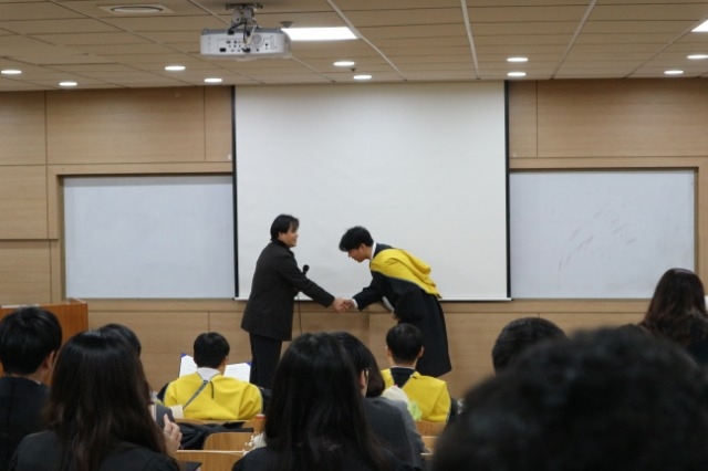 19학위수여식 (5).JPG