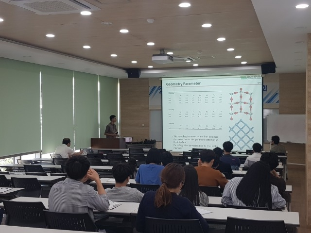 발표회.jpg